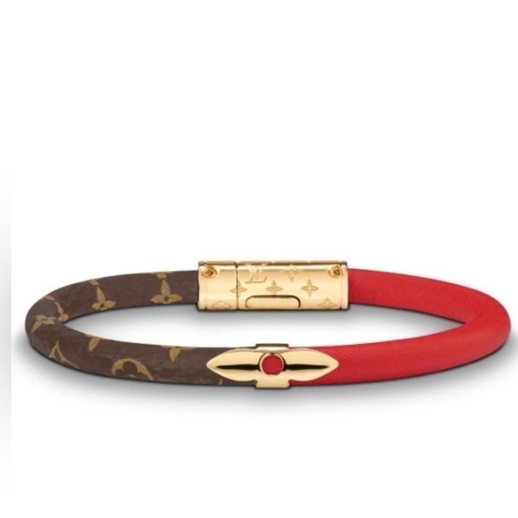 Louis Vuitton Jewelry - 💯% Authentic Louis Vuitton Daily Confidential Bracelet✨